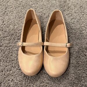 Old Navy Light Tan Flats